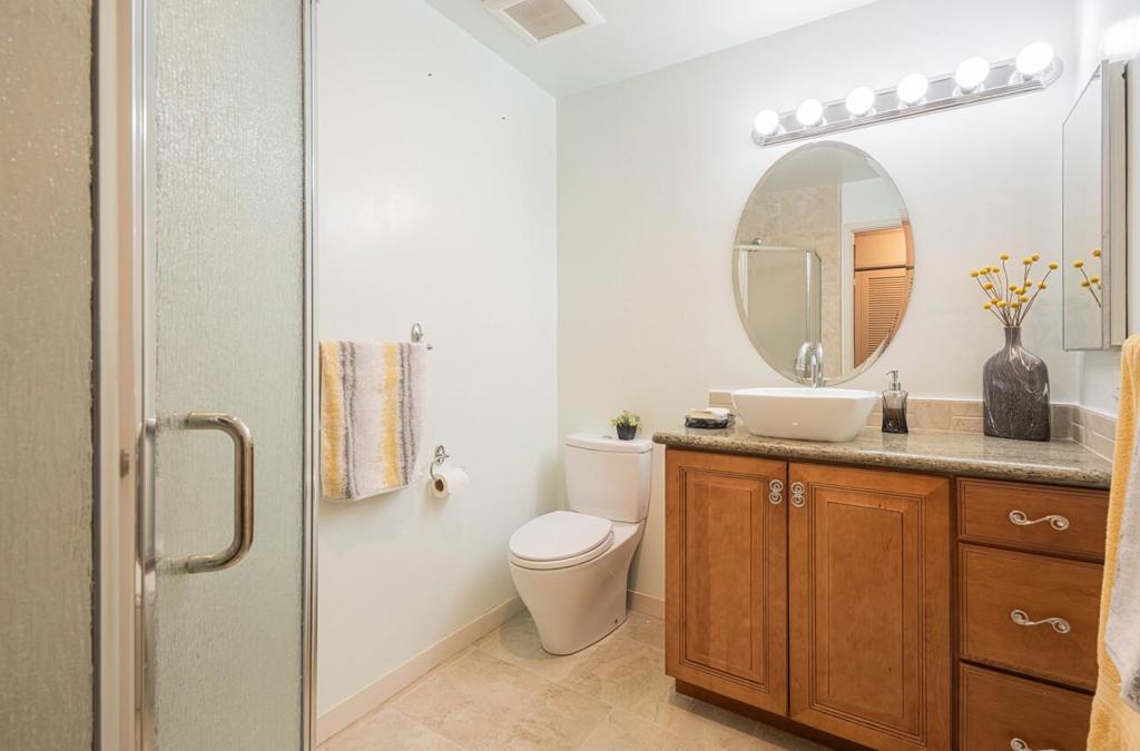 585 Hawthorne Street 103 Property Photo 28