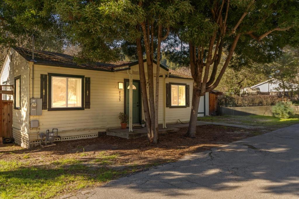 8135 Fremont Avenue Property Photo 17