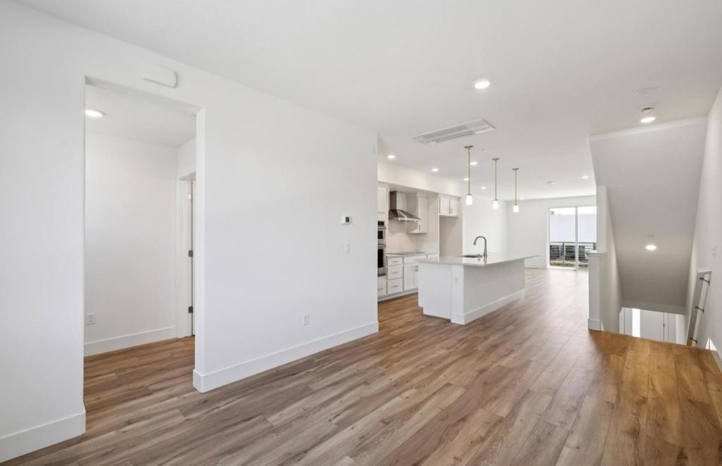 1357 Lilac Way Property Photo 29
