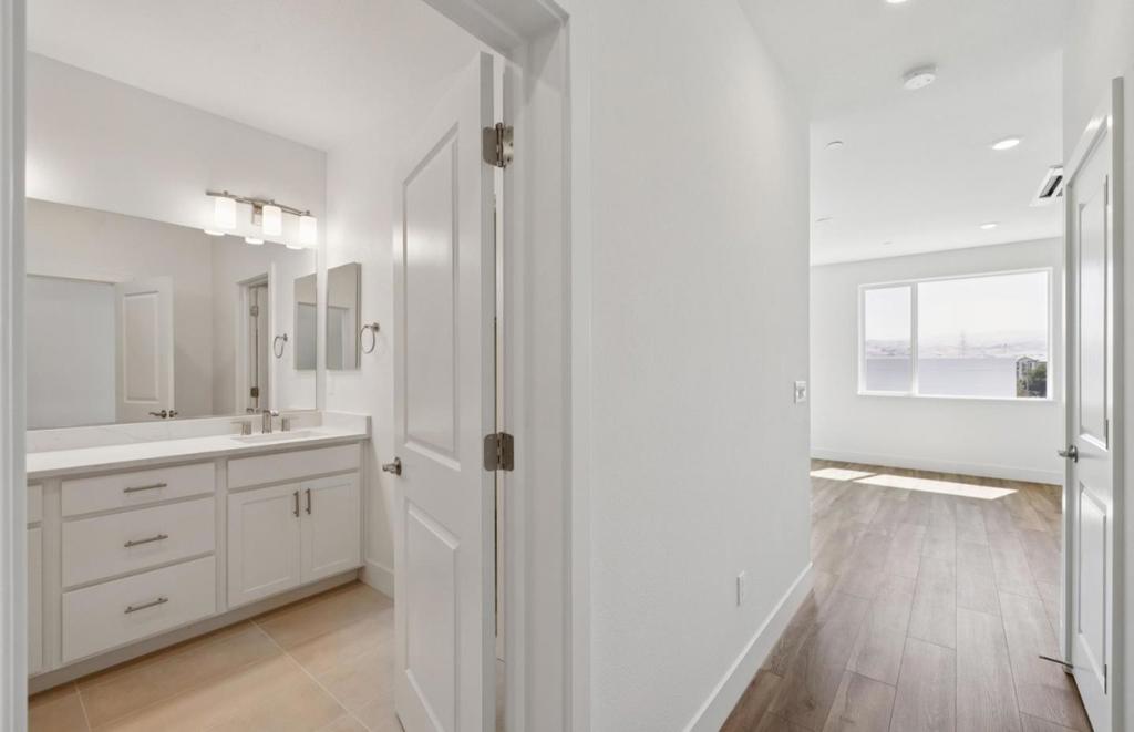1357 Lilac Way Property Photo 41