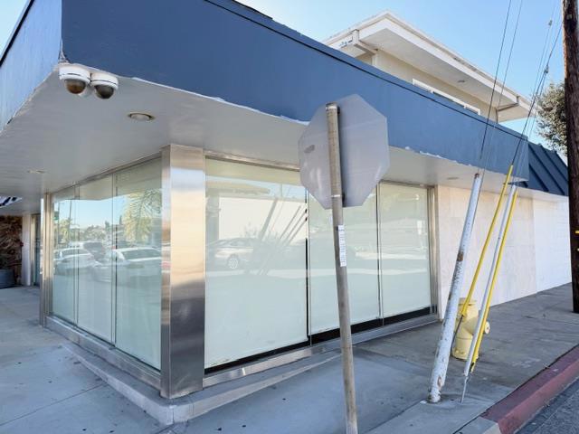 903 S 1st Avenue Property Photo 1
