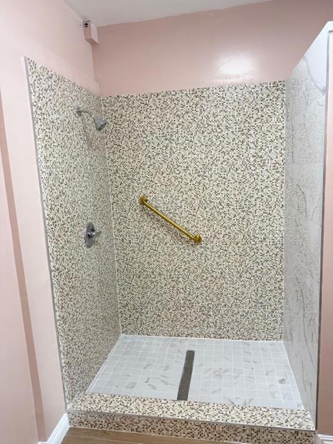 903 S 1st Avenue Property Photo 6