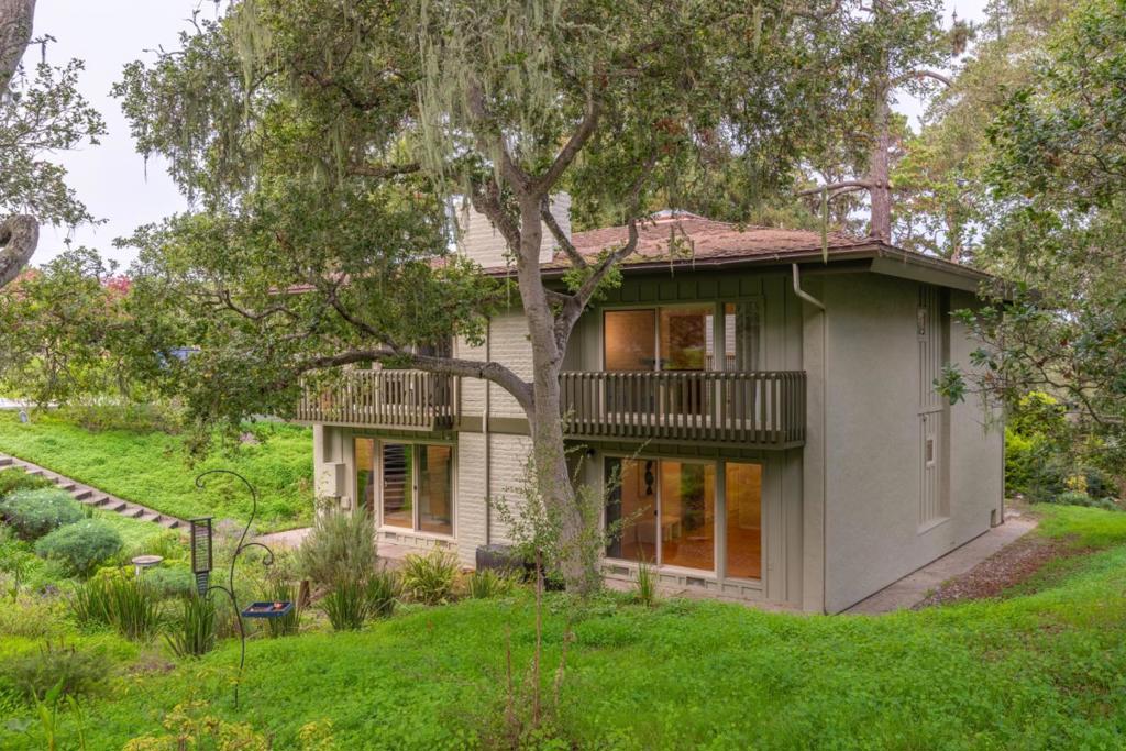 1125 Alta Mesa Road Property Photo 8
