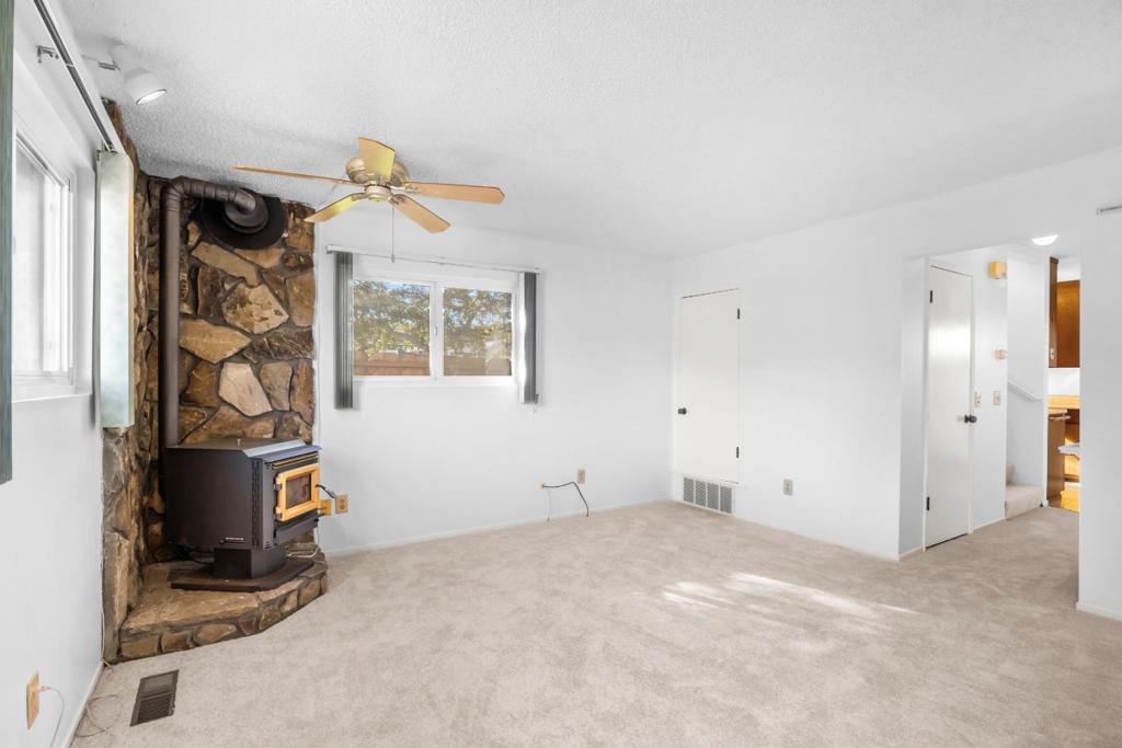 514 6th Street Property Photo 9