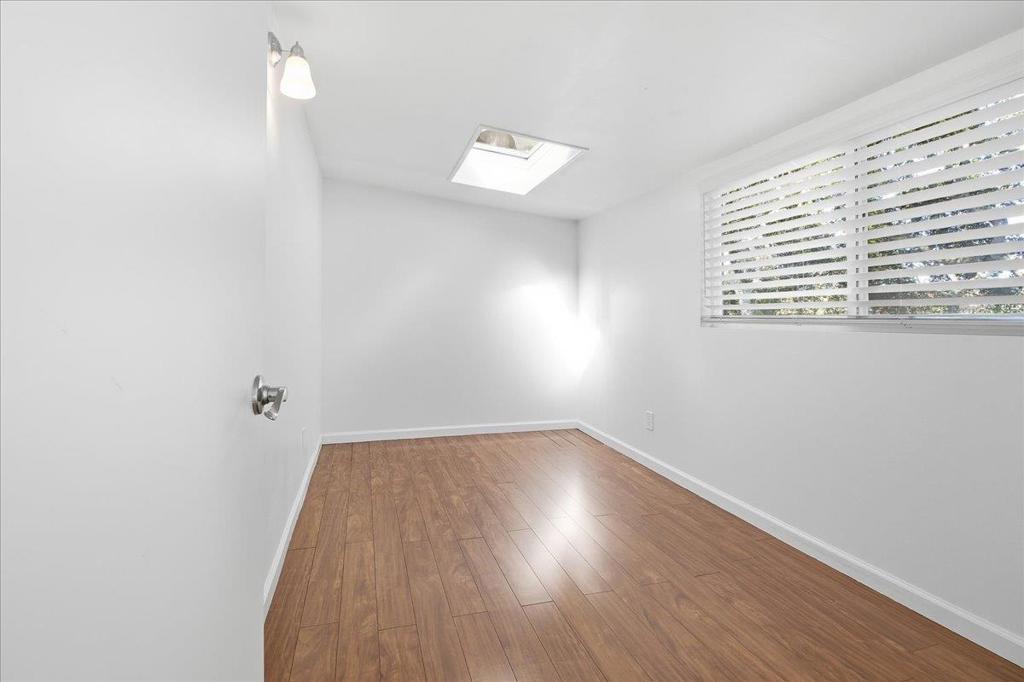 17 Los Encinos Drive Property Photo 19