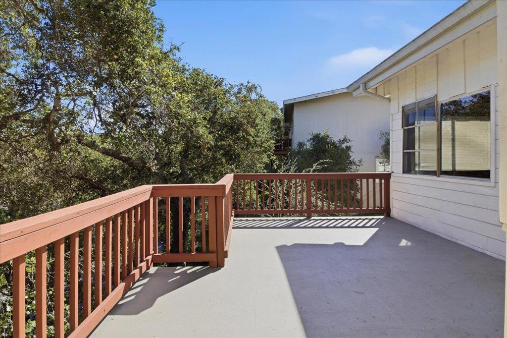 17 Los Encinos Drive Property Photo 23