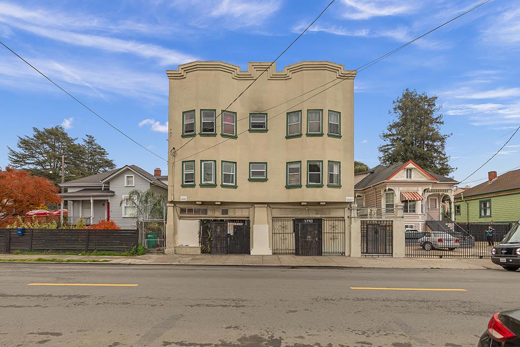 1736 23rd Avenue Property Photo 1