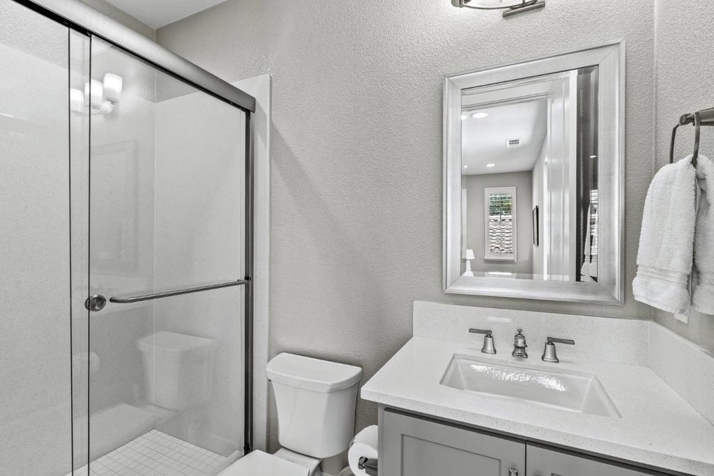 1838 Links Drive Property Photo 17