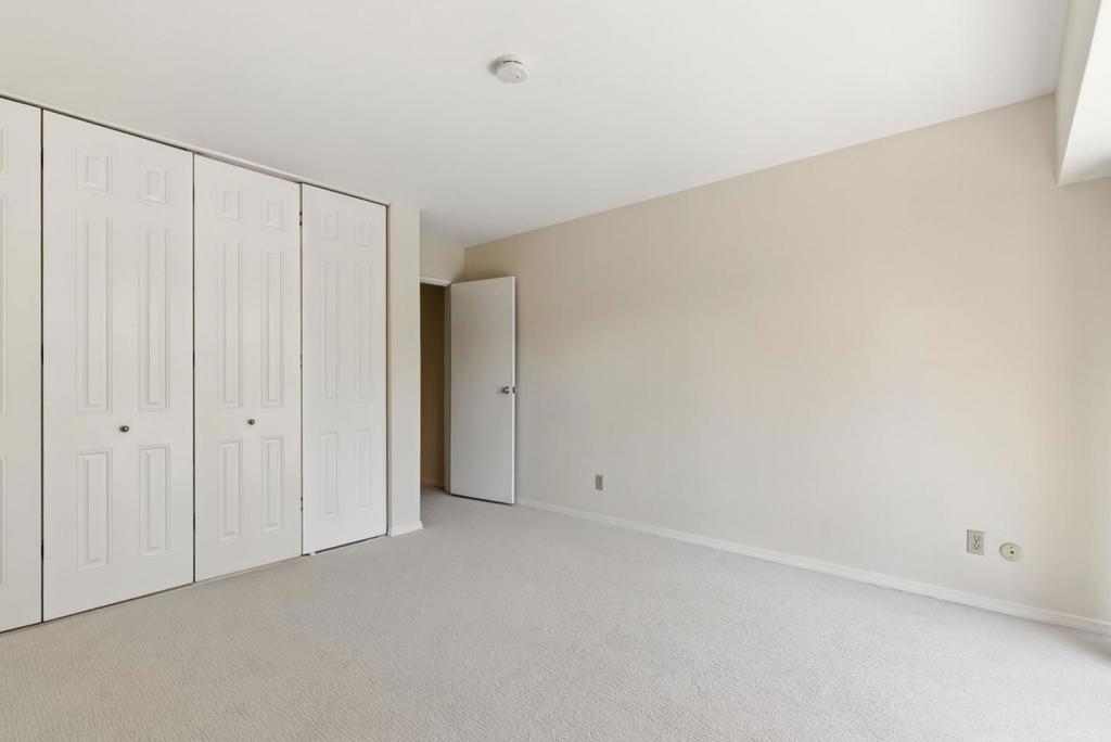 728 Elm Street 205 Property Photo 25