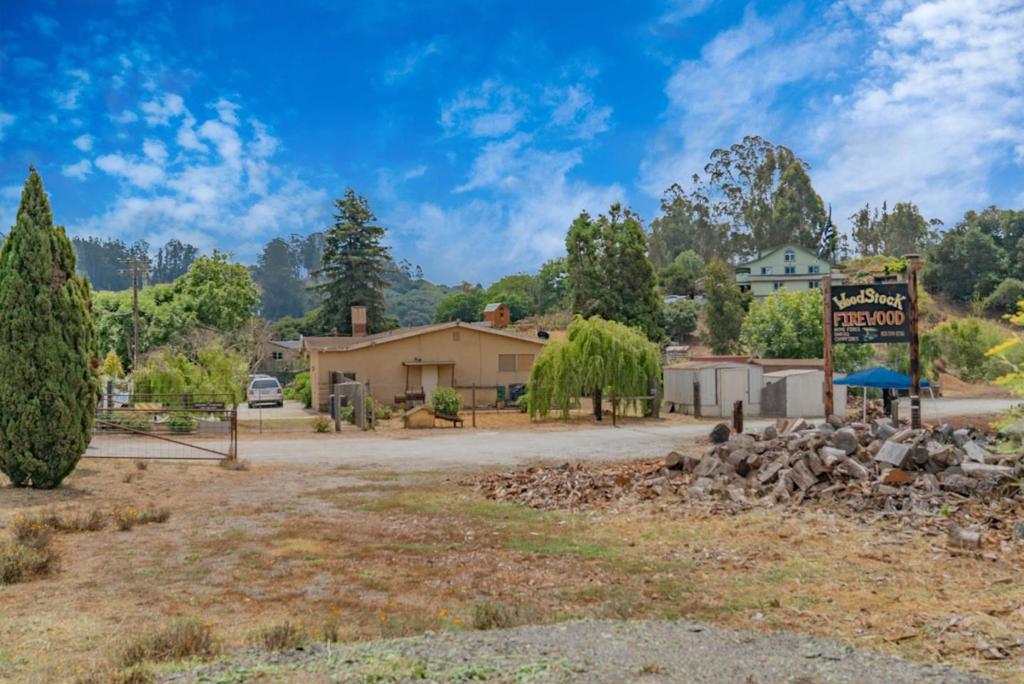 10050 Reese Circle Property Photo 2