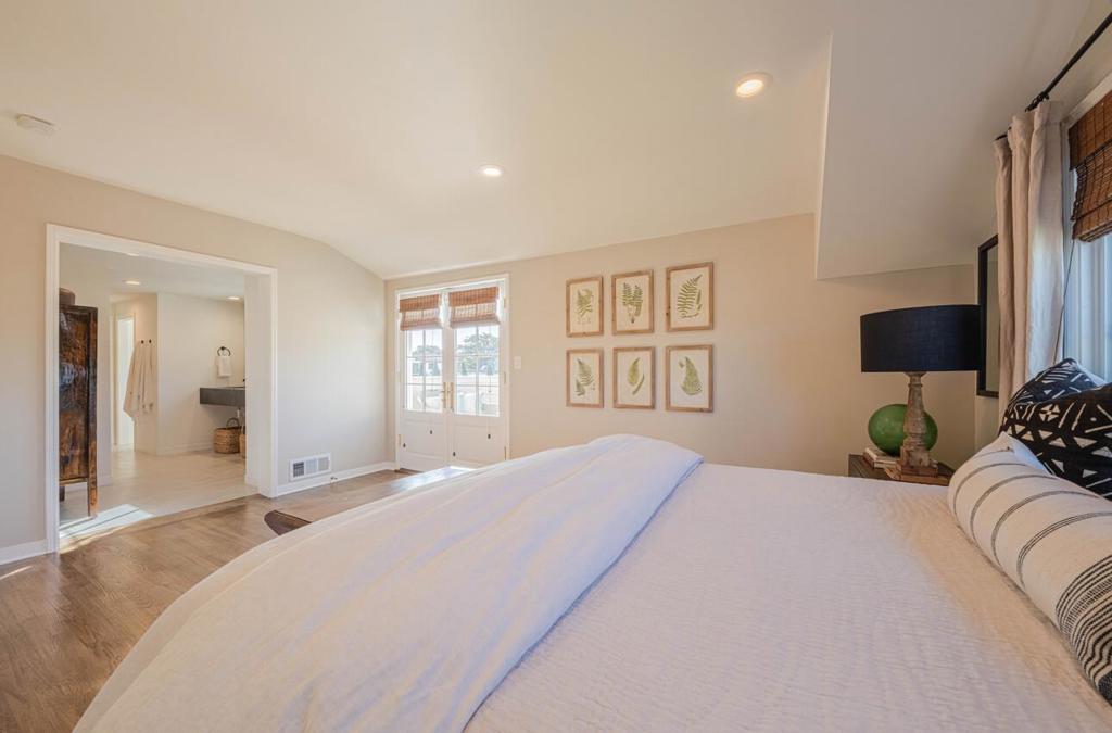 202 Pine Street Property Photo 55