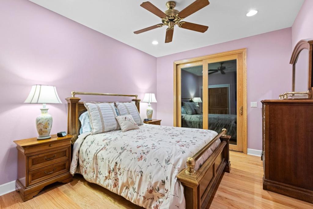 6915 Redwood Retreat Road Property Photo 48
