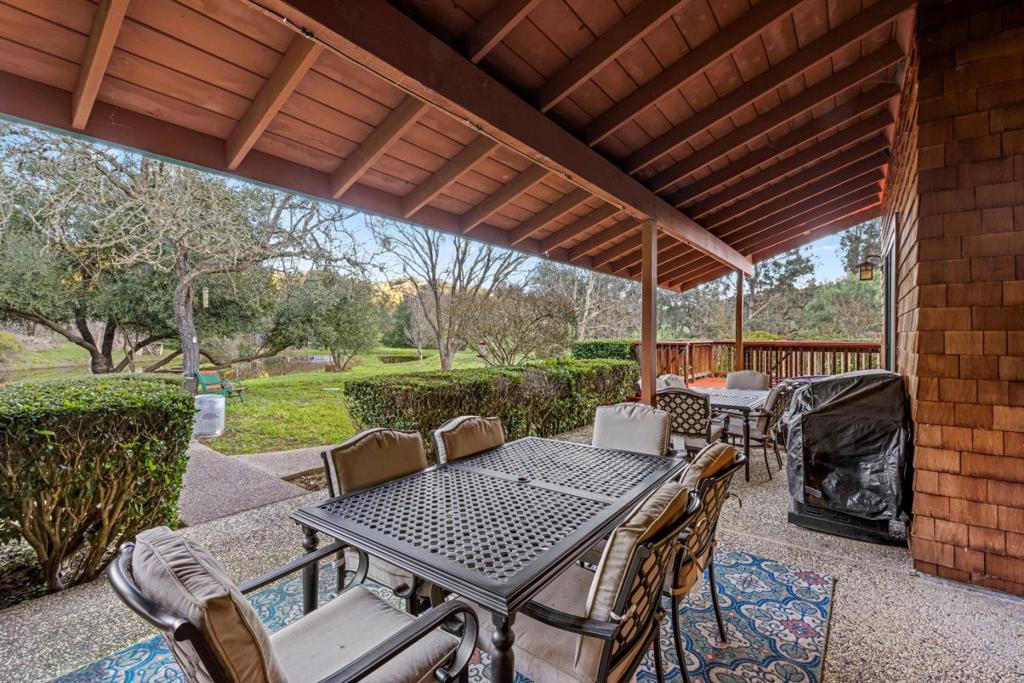6915 Redwood Retreat Road Property Photo 60
