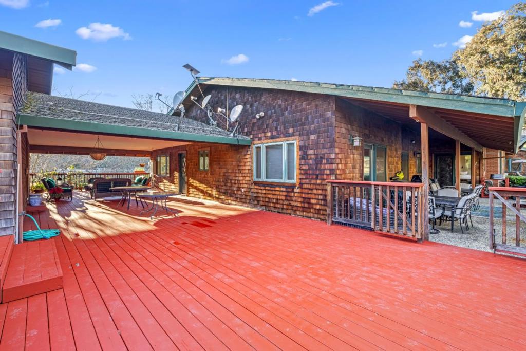 6915 Redwood Retreat Road Property Photo 67