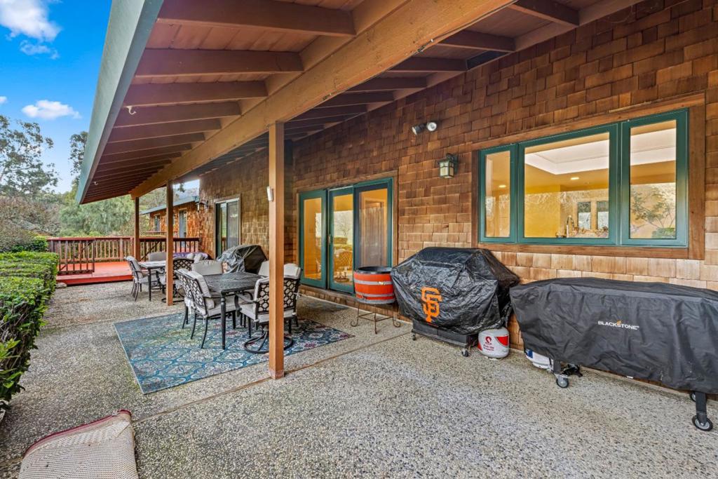 6915 Redwood Retreat Road Property Photo 68
