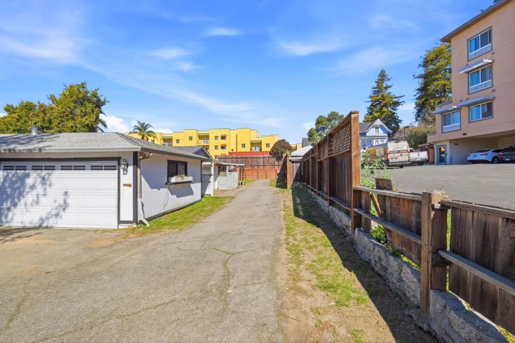319 Jessie Street Property Photo 7