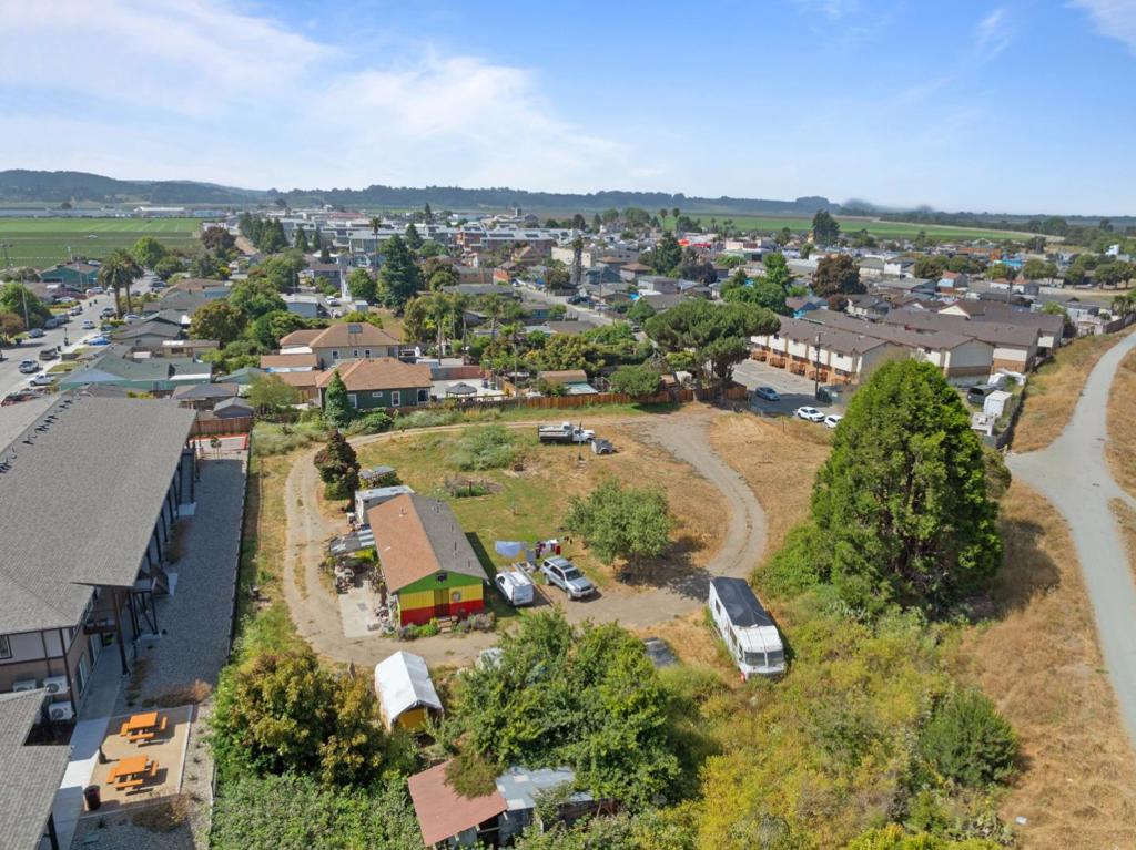 124 Gonda Street Property Photo 10