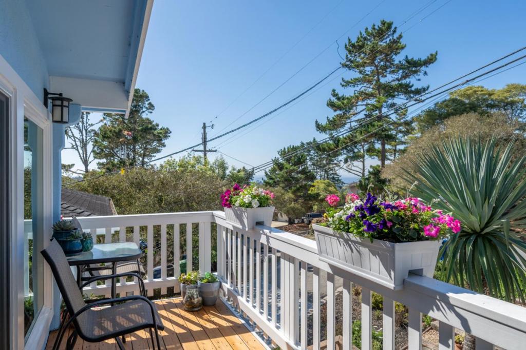 1105 Funston Avenue Property Photo 8