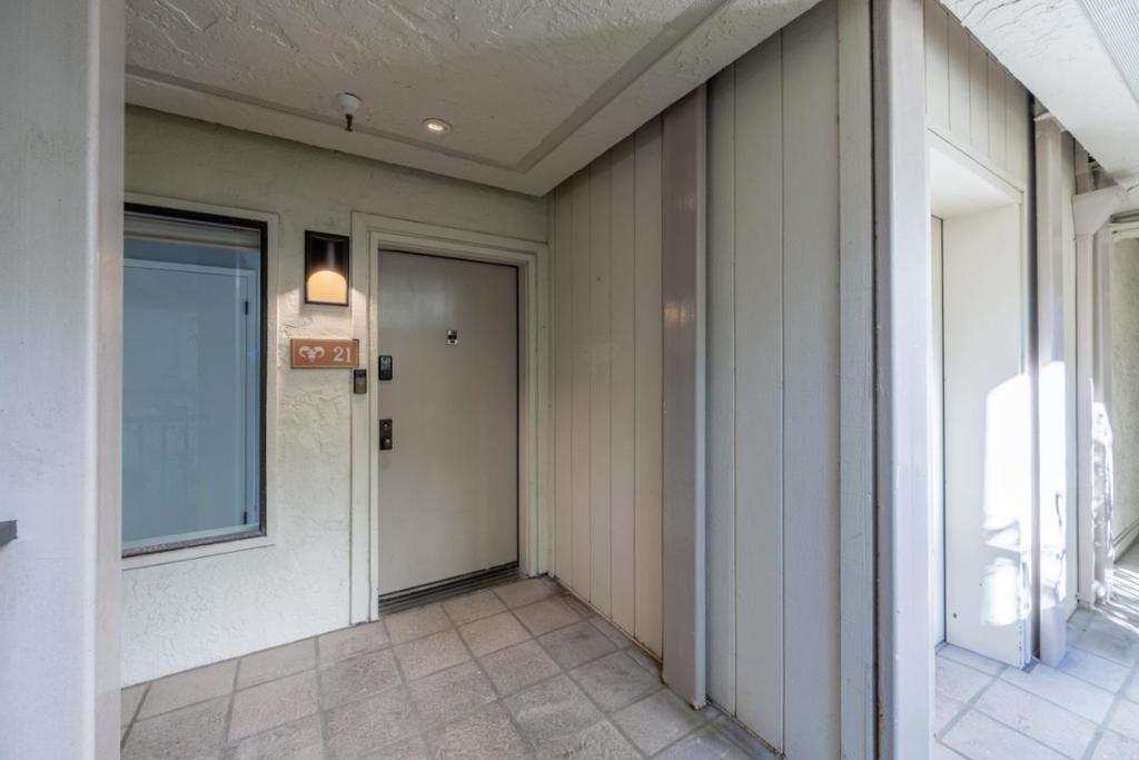 21 Shepherds Knoll Drive Property Photo 15
