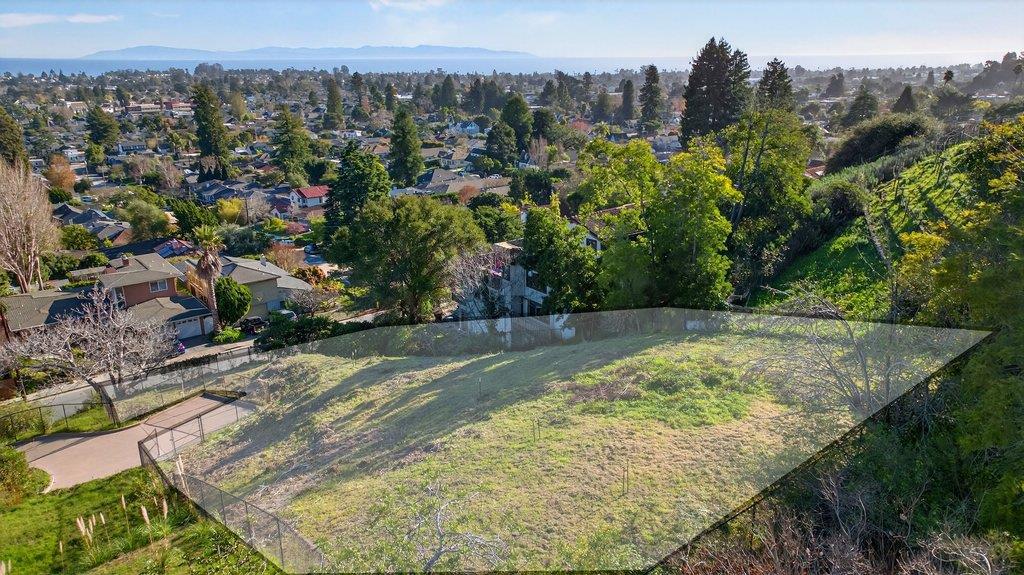760 Escalona Drive Property Photo 2