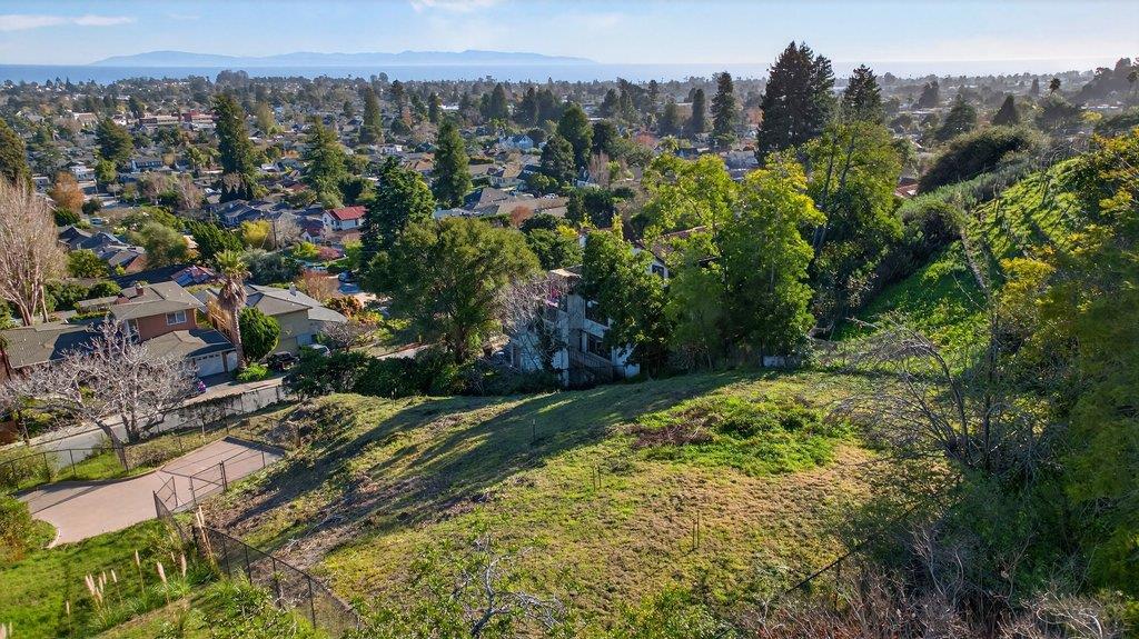 760 Escalona Drive Property Photo 12