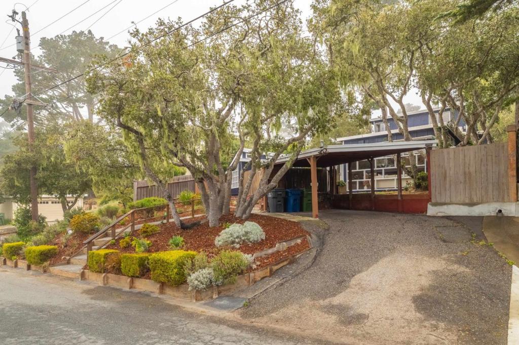 1207 Presidio Boulevard Property Photo 6