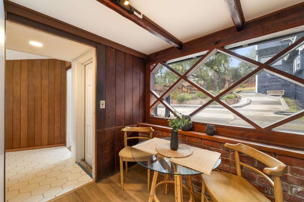 1207 Presidio Boulevard Property Photo 13