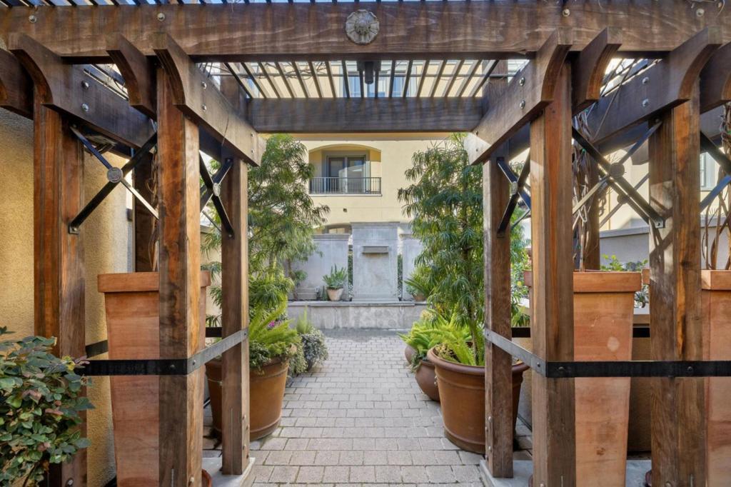 356 Santana Row 320 Property Photo 7