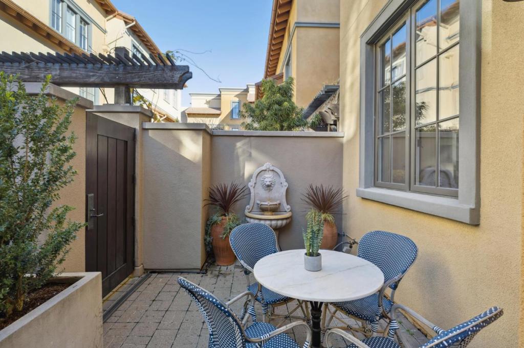 356 Santana Row 320 Property Photo 9