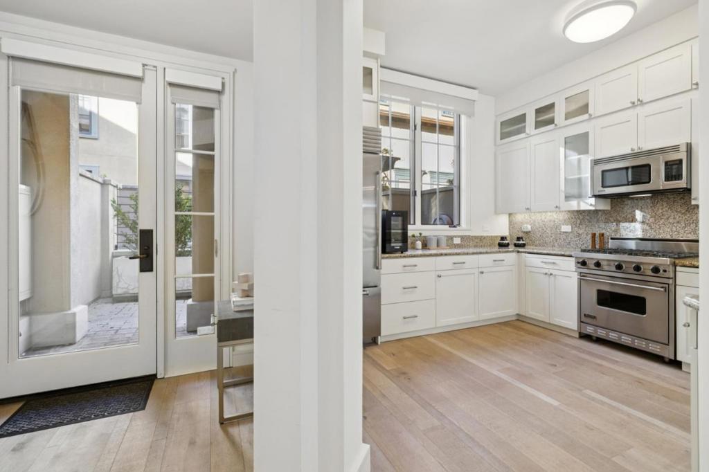 356 Santana Row 320 Property Photo 11