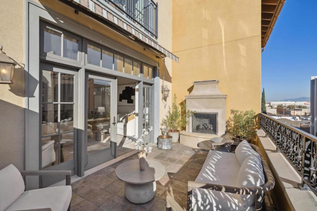 356 Santana Row 320 Property Photo 23