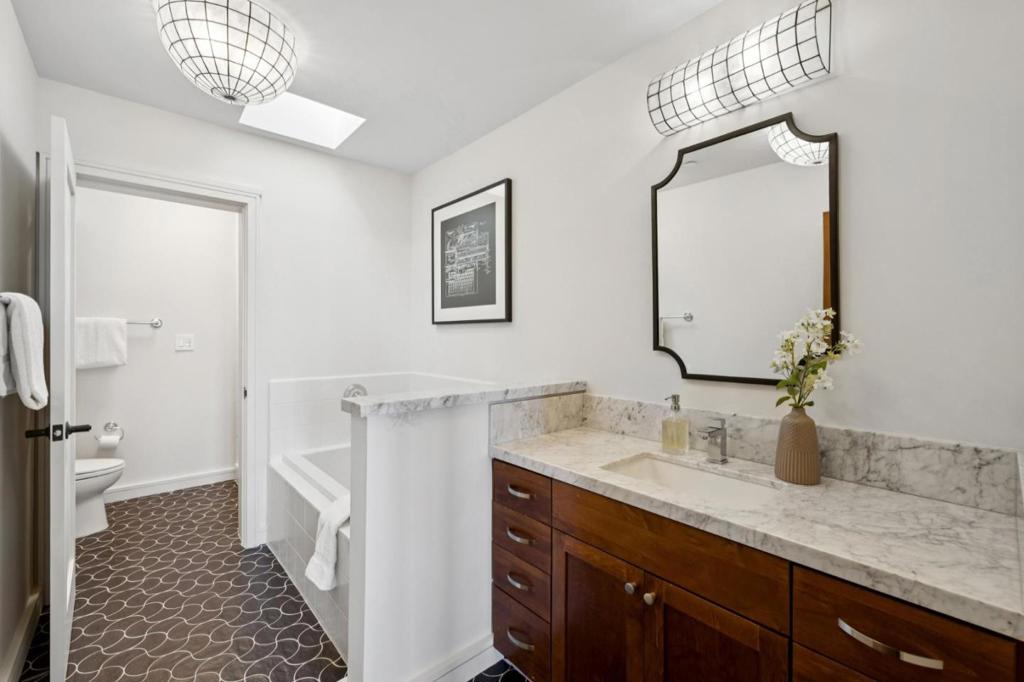 356 Santana Row 320 Property Photo 37
