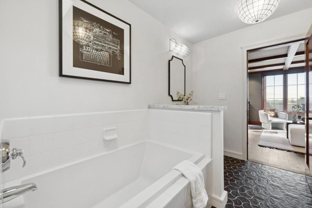 356 Santana Row 320 Property Photo 38