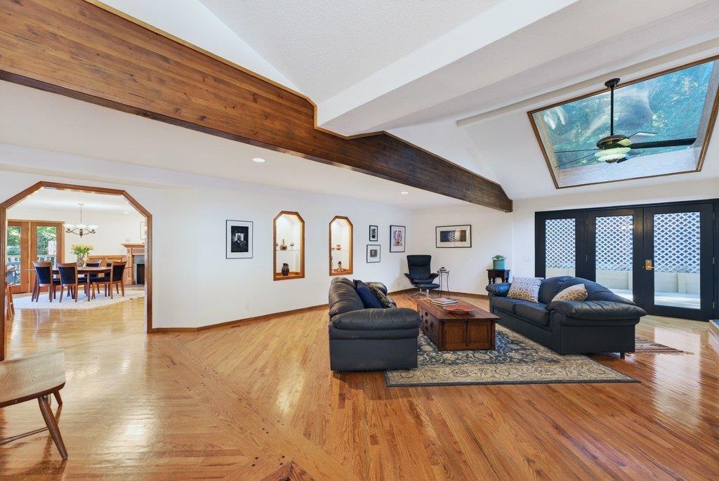 350 Aurora Road Property Photo 25