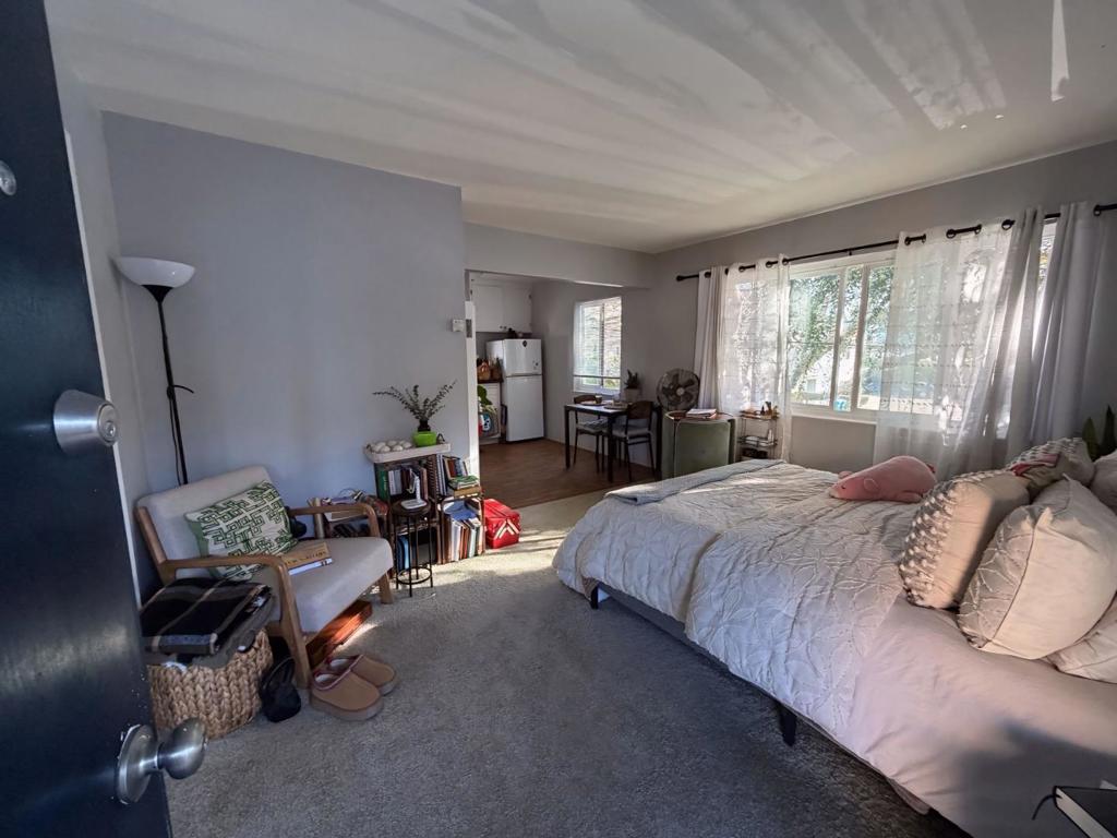 19 E 41st Place Property Photo 10