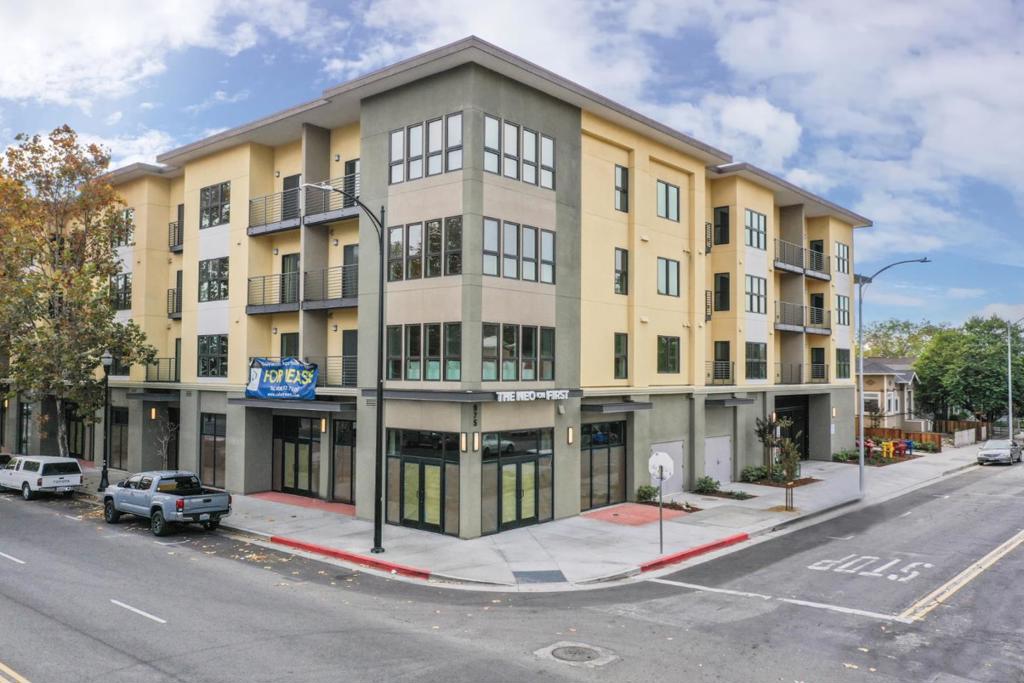 975 S 1st Street