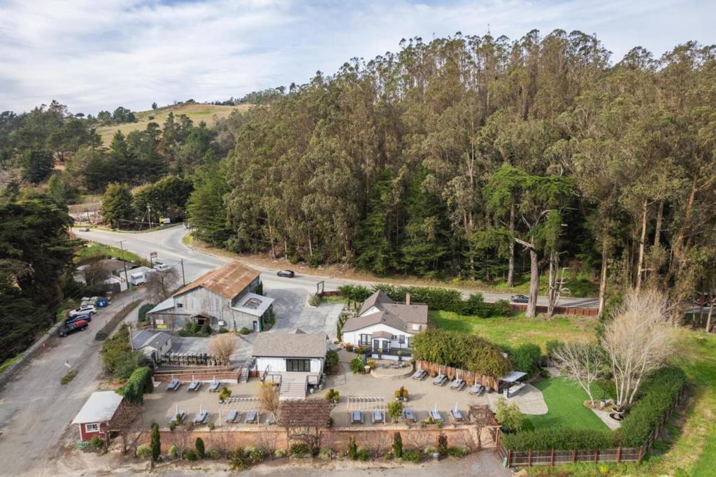 12341 San Mateo Road Property Photo 4
