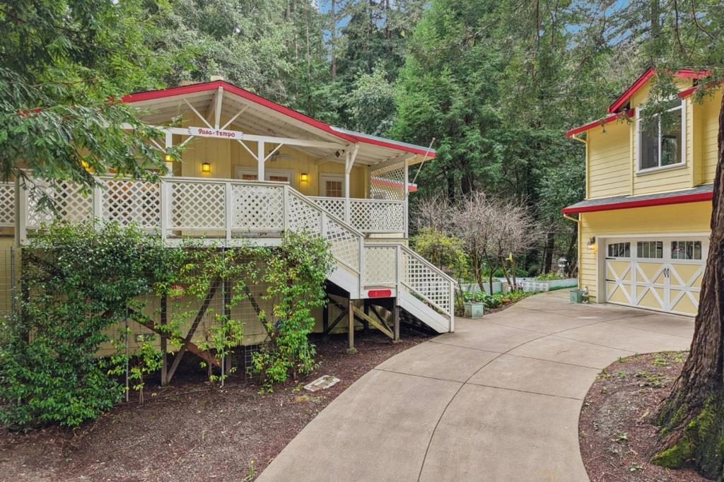 14262 Laurel Place Property Photo 1