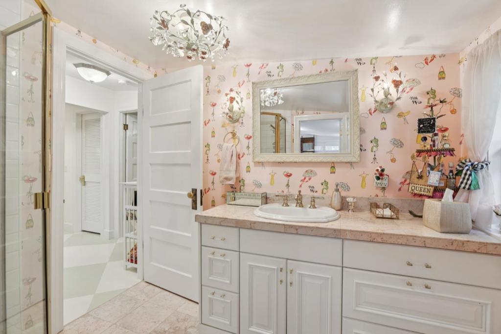 14262 Laurel Place Property Photo 12