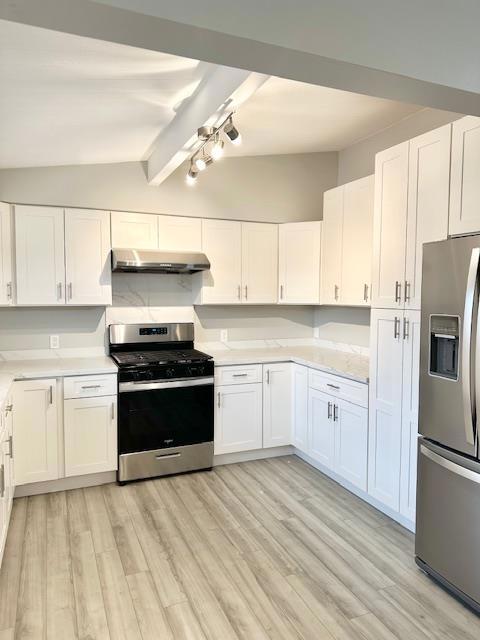 1864 Loyola Drive Property Photo 6