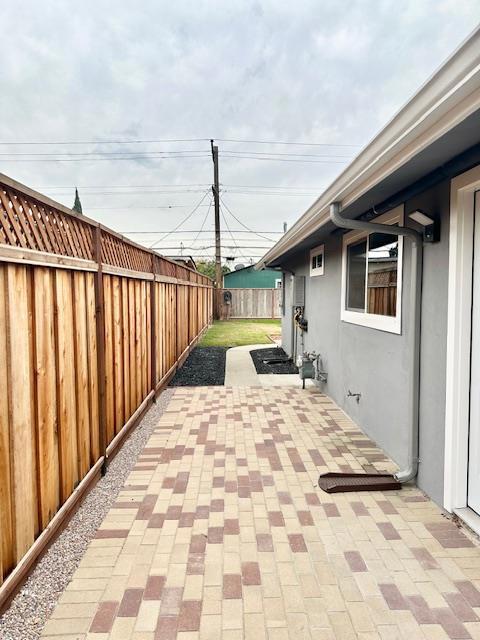 1864 Loyola Drive Property Photo 34