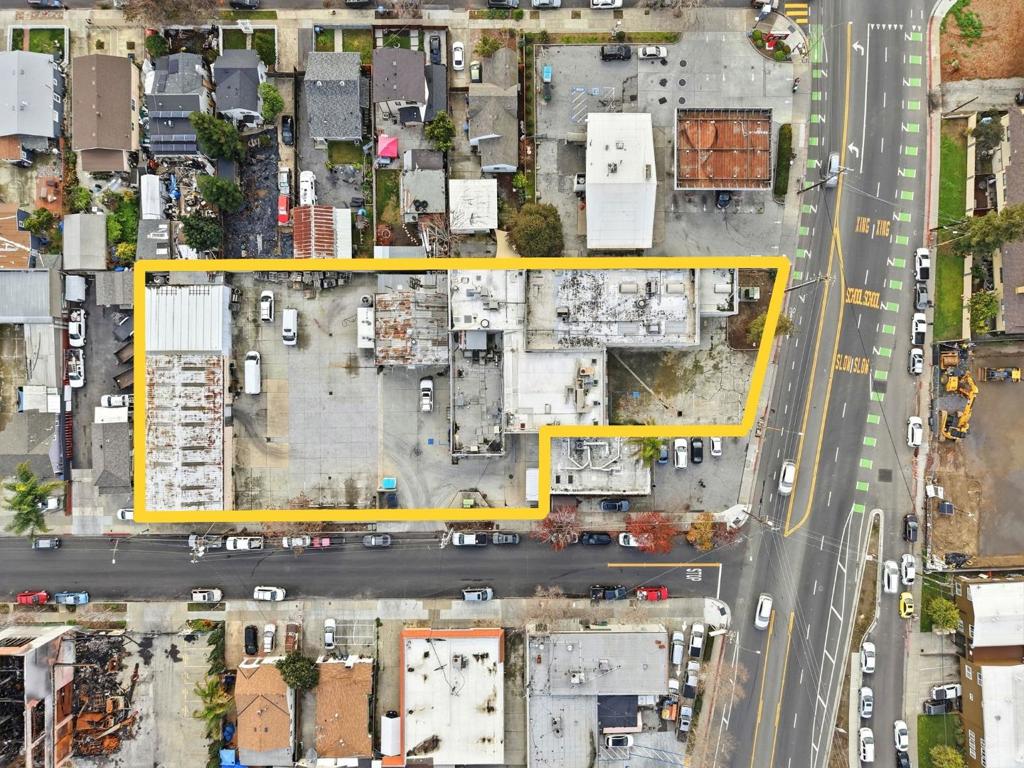 1266 E Julian Street Property Photo 2