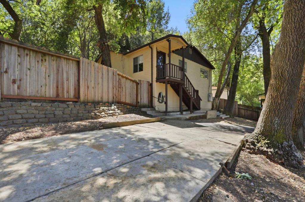 21430 Bertram Road Property Photo 3