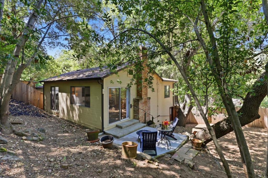 21430 Bertram Road Property Photo 19