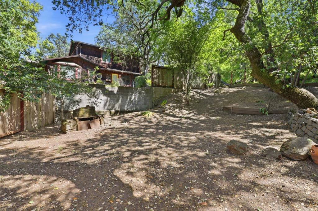 21430 Bertram Road Property Photo 27