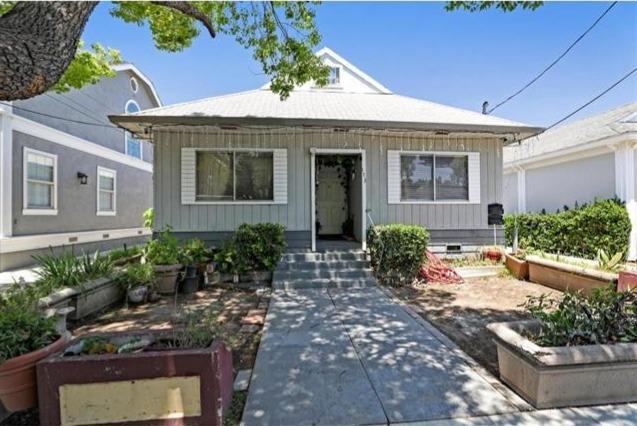 173 Clayton Avenue Property Photo 1