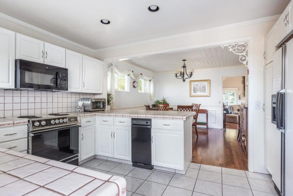 2962 Club Road Property Photo 13