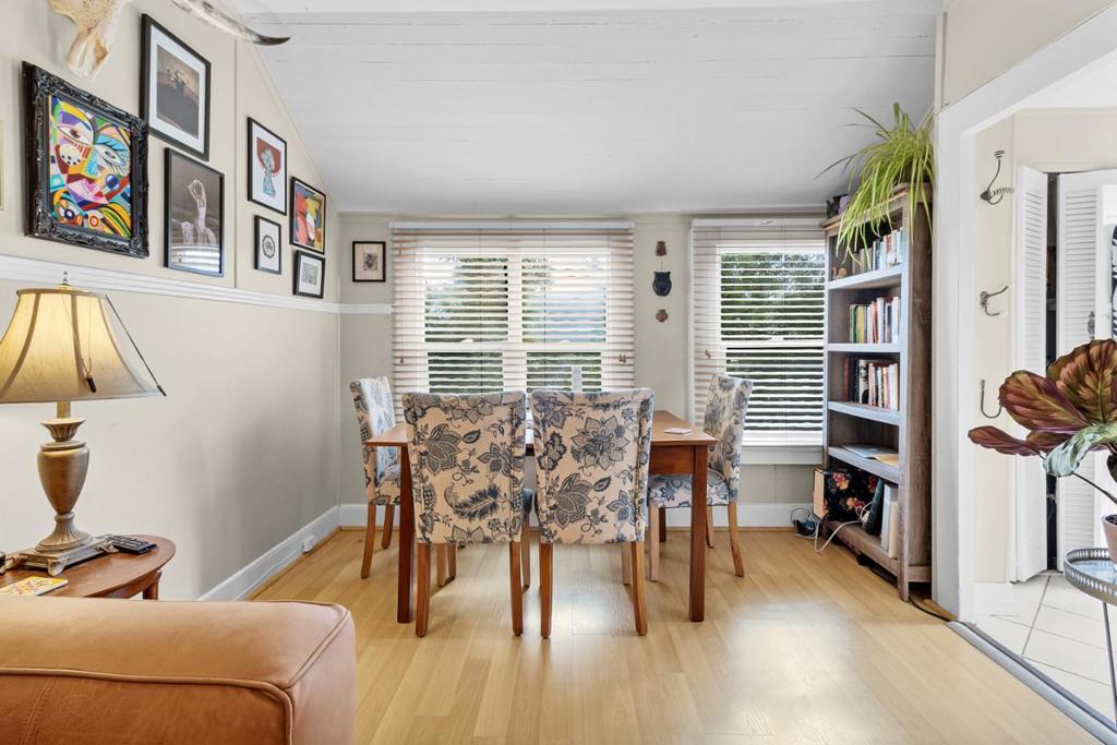 883 Lighthouse Avenue Property Photo 21