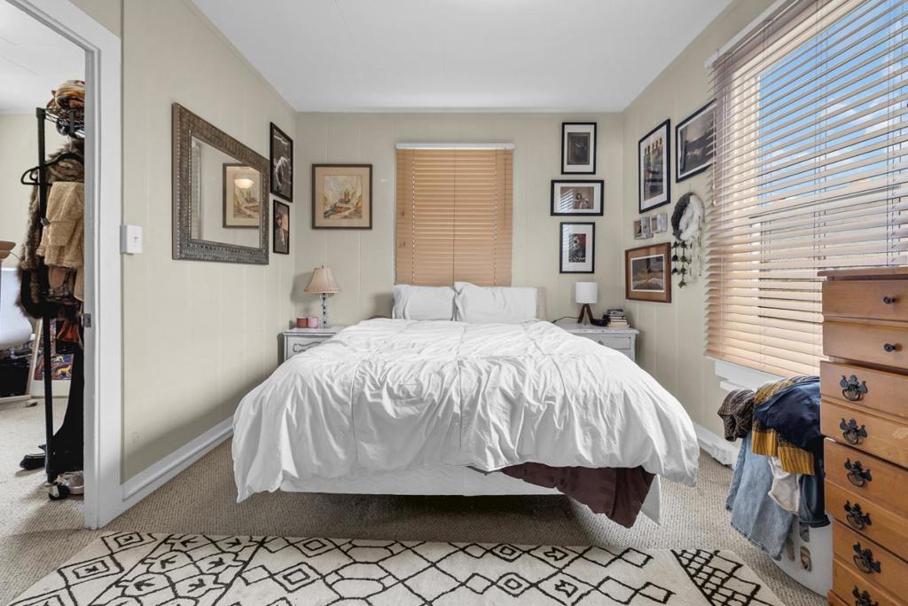 883 Lighthouse Avenue Property Photo 25