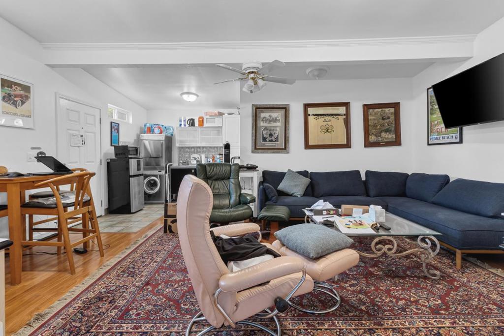 883 Lighthouse Avenue Property Photo 37